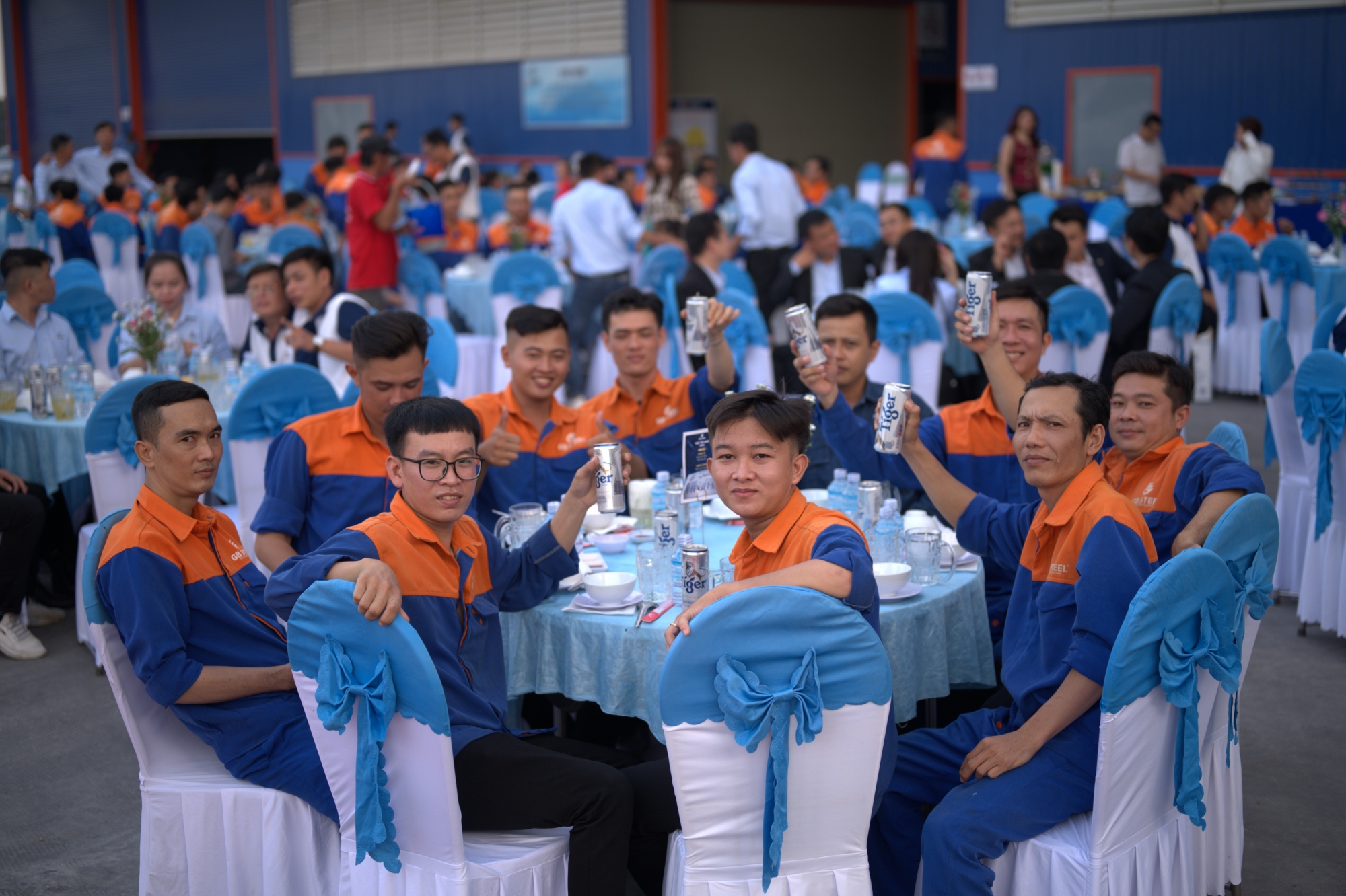 Nhân viên Nhà máy hòa mình vào không khí Tiệc Tất Niên 2023