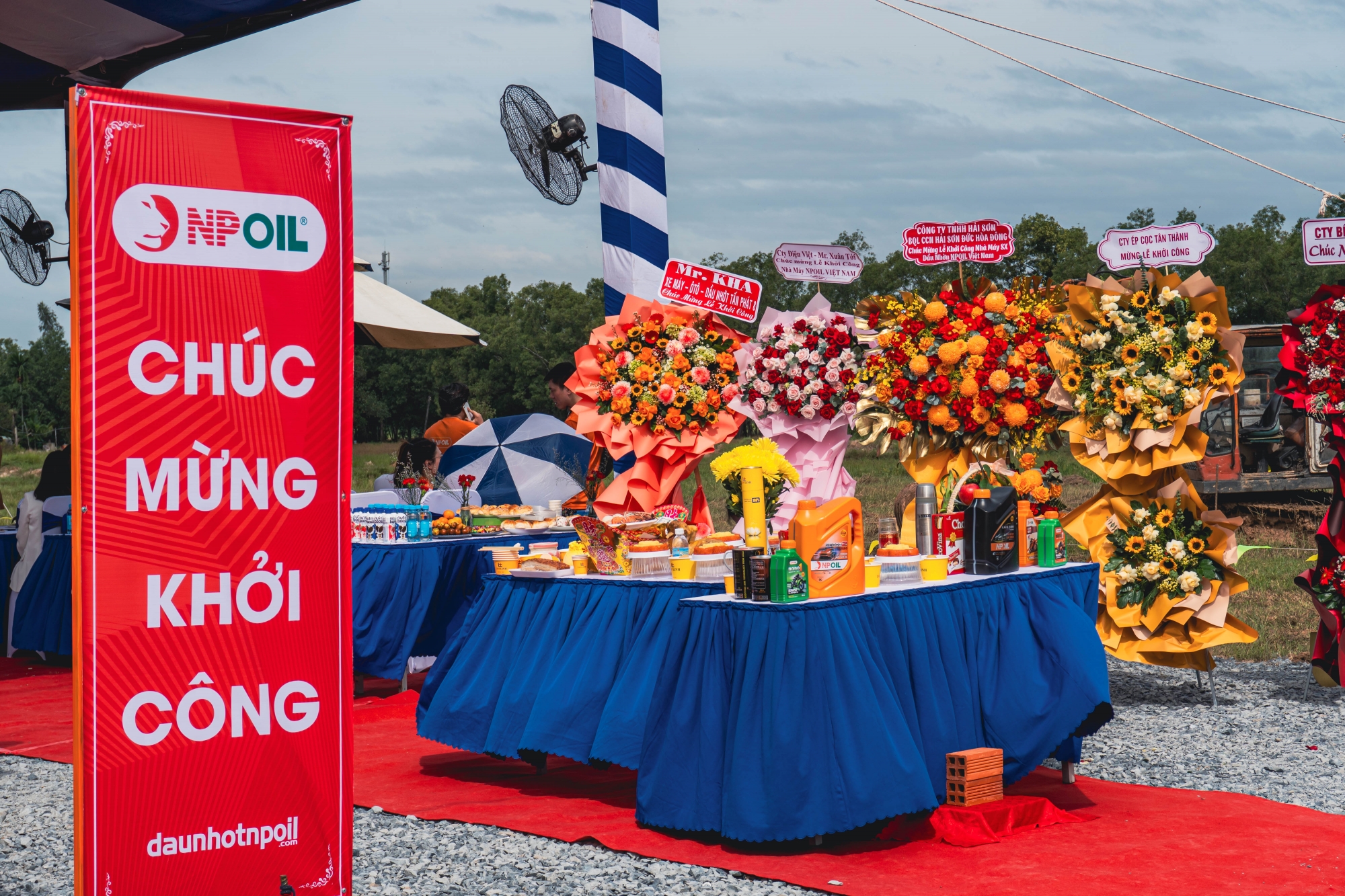 Không khí tại Lễ khởi công Nhà máy NPOIL Việt Nam trước khi bắt đầu sự kiện.